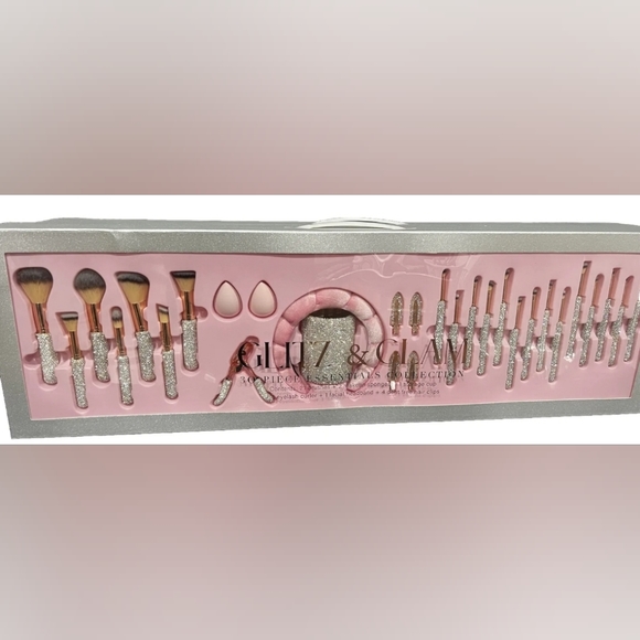 Glitz Makeup Glitz And Glam Bling Rhinestones Brushes Glitz Glam
